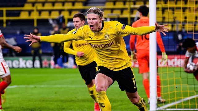 goal from Erling Haaland ( Dortmund ) 2:0 during the UEFA Champions League round of 16 match between Borussia Dortmund and Sevilla FC at Signal Iduna Park in Dortmund, Germany.