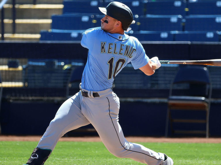 Mariners reassign top prospects Kelenic, Rodriguez to minors camp