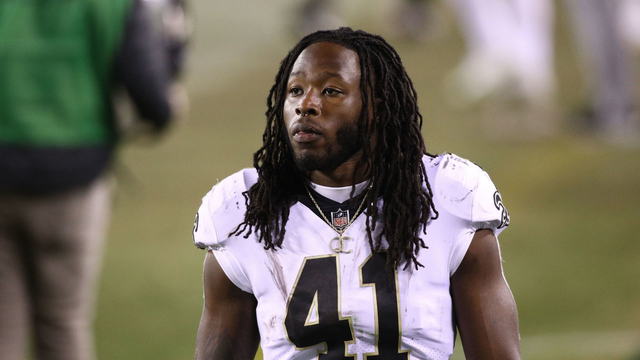 PHILADELPHIA, PA - DECEMBER 13: New Orleans Saints Running Back Alvin Kamara (41) leaves the field after the game between the New Orleans Saints and Philadelphia Eagles on December 13, 2020 at Lincoln Financial Field in Philadelphia, PA.