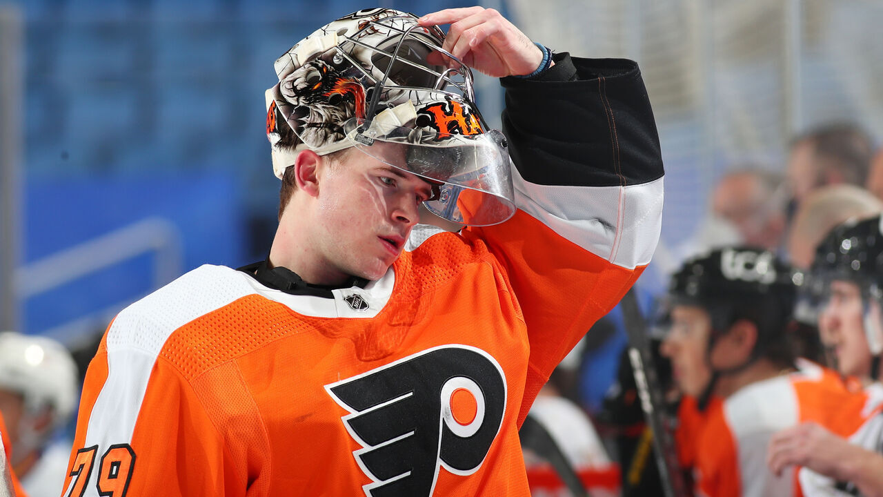 BUFFALO, NY - FEBRUARY 28: Carter Hart #79 of the Philadelphia Flyers prepares during an NHL game against the Buffalo Sabres on February 28, 2021 at KeyBank Center in Buffalo, New York. The Flyers won, 3-0.