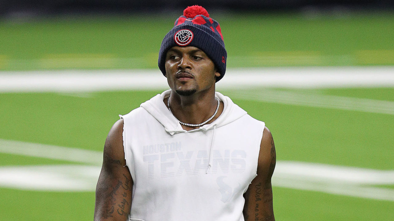 HOUSTON, TEXAS - SEPTEMBER 20: Deshaun Watson #4 of the Houston Texans leaves the field after warming up before playing the Baltimore Ravens at NRG Stadium on September 20, 2020 in Houston, Texas.