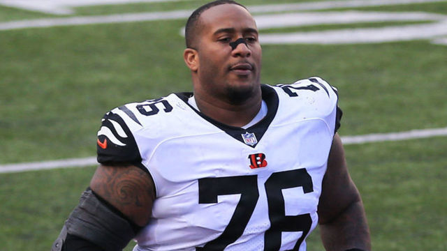 CINCINNATI, OH - NOVEMBER 01: Cincinnati Bengals defensive tackle Mike Daniels (76) and defensive end Amani Bledsoe (91) run off the field after the game against the Tennessee Titans and the Cincinnati Bengals on November 1, 2020, at Paul Brown Stadium in Cincinnati, OH.