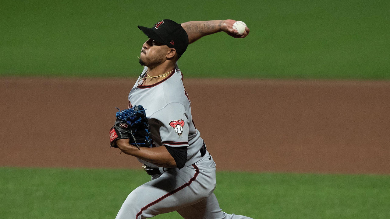 SAN FRANCISCO, CA - SEPTEMBER 04: Hector Rondon #28 of the Arizona Diamondbacks pitches against the San Francisco Giants during the seventh inning at Oracle Park on September 4, 2020 in San Francisco, California. The Arizona Diamondbacks defeated the San Francisco Giants 6-5.
