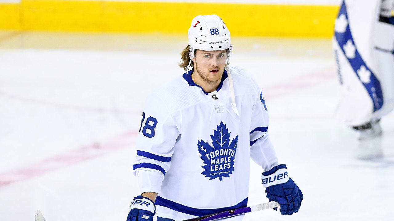 CALGARY, AB - APRIL 04: Toronto Maple Leafs Winger William Nylander (88) warms up before an NHL game where the Calgary Flames hosted the Toronto Maple Leafs on April 4, 2021, at the Scotiabank Saddledome in Calgary, AB.