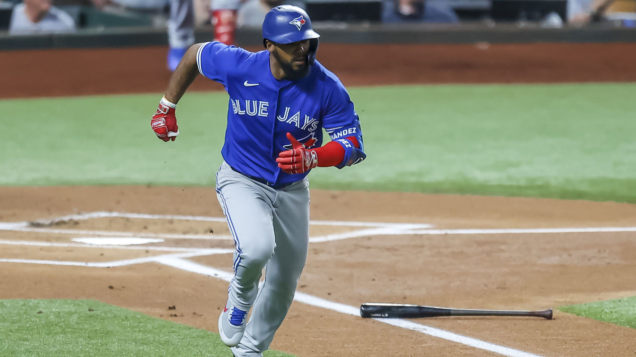 Blue Jays' Gurriel Jr. leaves vs. Angels with vaccine-related symptoms