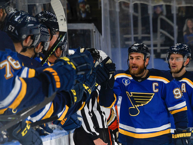ST. LOUIS, MO - MARCH 28: Ryan O'Reilly #90 of the St. Louis Blues is congratulated after scoring a goal against the Anaheim Ducks on March 28, 2021 at the Enterprise Center in St. Louis, Missouri.