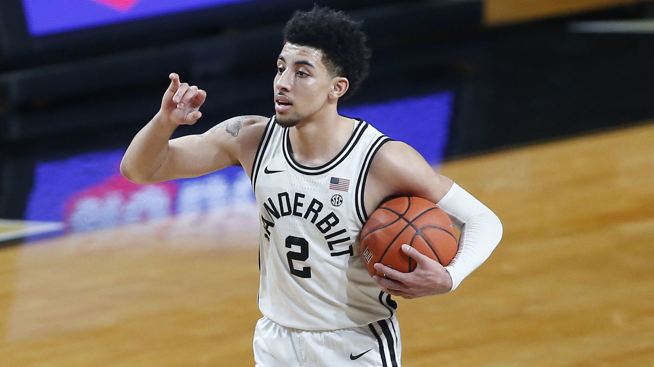 NASHVILLE, TN - FEBRUARY 09: Vanderbilt Commodores guard Scotty Pippen Jr. (2) calls a play as Auburn Tigers guard Allen Flanigan (22) defends during a game between the Vanderbilt Commodores and Auburn Tigers, February 9, 2021, at Memorial Gym in Nashville, Tennessee.