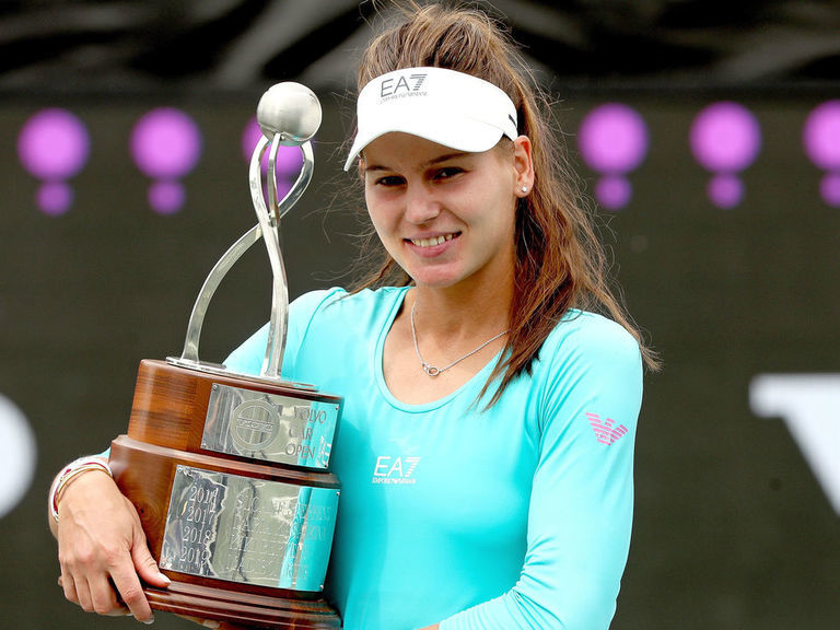 Kudermetova wins 1st WTA title on clay in Charleston