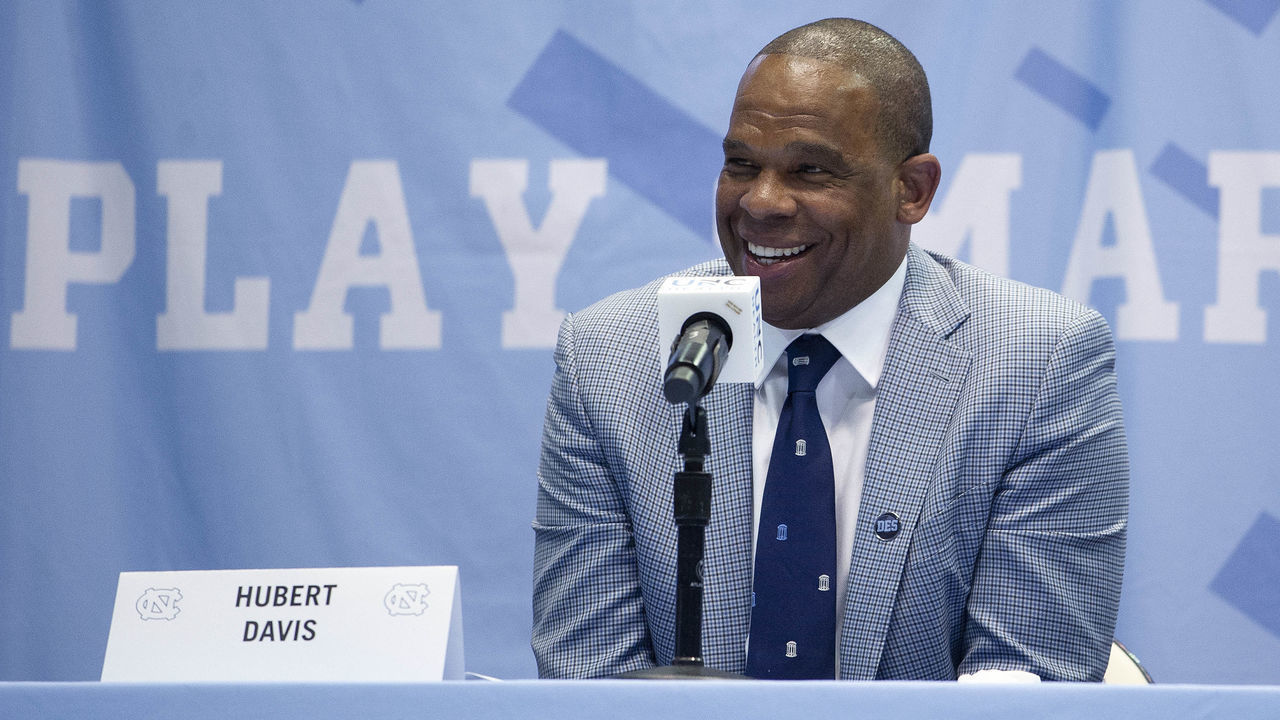 CHAPEL HILL, NC - APRIL 06: Hubert Davis is introduced as the new men's head basketball coach at the University of North Carolina at Dean E. Smith Center on April 6, 2021 in Chapel Hill, North Carolina.