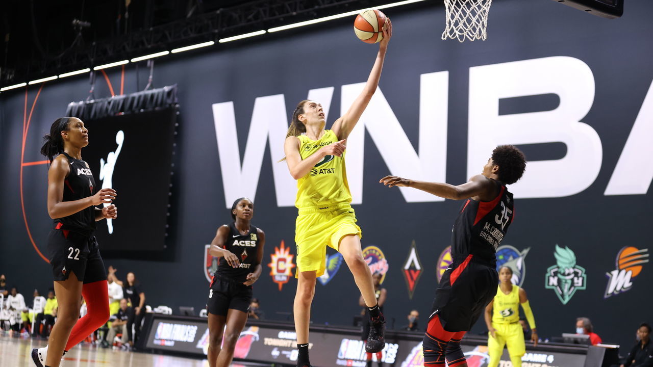 PALMETTO, FL - OCTOBER 6: Breanna Stewart #30 of the Seattle Storm drives to the basket during the game against the Las Vegas Aces during Game Three of the WNBA Finals on October 6, 2020 at Feld Entertainment Center in Palmetto, Florida. NOTE TO USER: User expressly acknowledges and agrees that, by downloading and/or using this Photograph, user is consenting to the terms and conditions of the Getty Images License Agreement. Mandatory Copyright Notice: Copyright 2020 NBAE