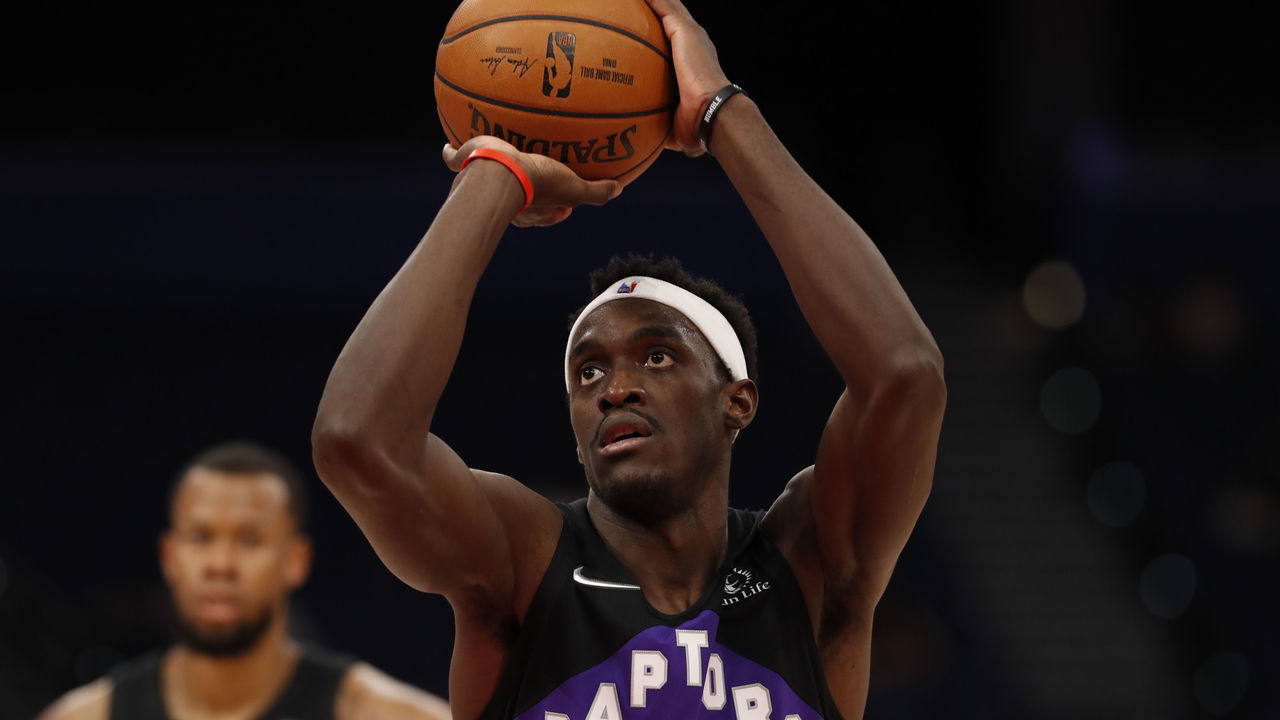 TAMPA, FL- APRIL 13: Pascal Siakam #43 of the Toronto Raptors shoots the ball against the Atlanta Hawks on April 13, 2021 at Amalie Arena in Tampa, Florida. Mandatory Copyright Notice: Copyright 2021 NBAE