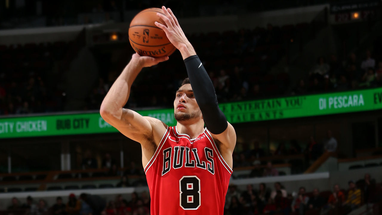 CHICAGO, IL - OCTOBER 31: Zach LaVine #8 of the Chicago Bulls shoots a three-pointer against the Denver Nuggets on October 31, 2018 at United Center in Chicago, Illinois. NOTE TO USER: User expressly acknowledges and agrees that, by downloading and/or using this Photograph, user is consenting to the terms and conditions of the Getty Images License Agreement. Mandatory Copyright Notice: Copyright 2018 NBAE