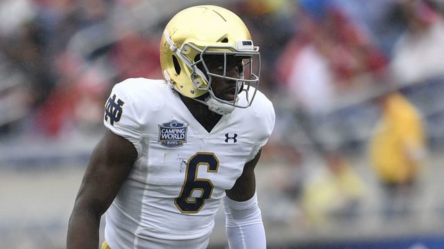 ORLANDO, FL - DECEMBER 28: Notre Dame Fighting Irish linebacker Jeremiah Owusu-Koramoah (6) during the first half of the Camping World Bowl between the Notre Dame Fighting Irish and the Iowa State Cyclones on December 28, 2019, at Camping World Stadium in Orlando, FL.