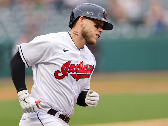 Roberto Perez to return Tuesday and two other things about the Cleveland  Indians 