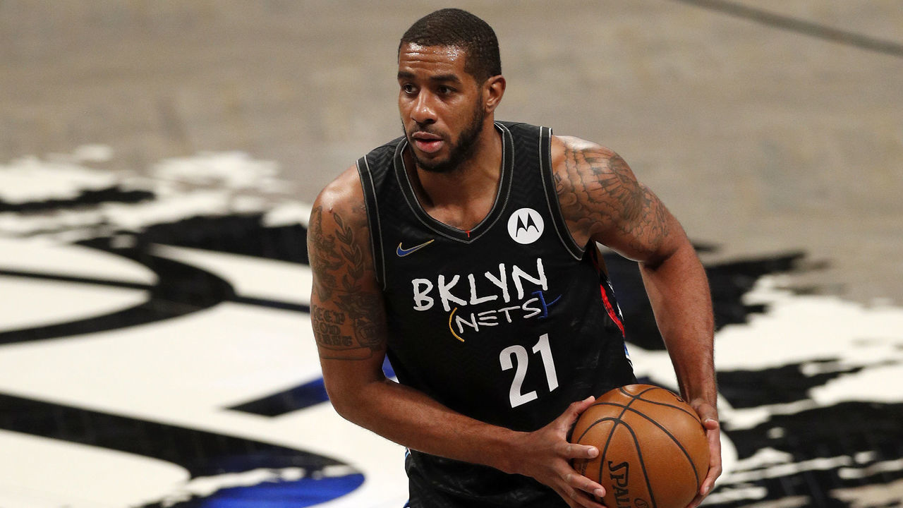 NEW YORK, NEW YORK - APRIL 05: (NEW YORK DAILIES OUT) LaMarcus Aldridge #21 of the Brooklyn Nets in action against the New York Knicks at Barclays Center on April 05, 2021 in New York City. The Nets defeated the Knicks 114-112.