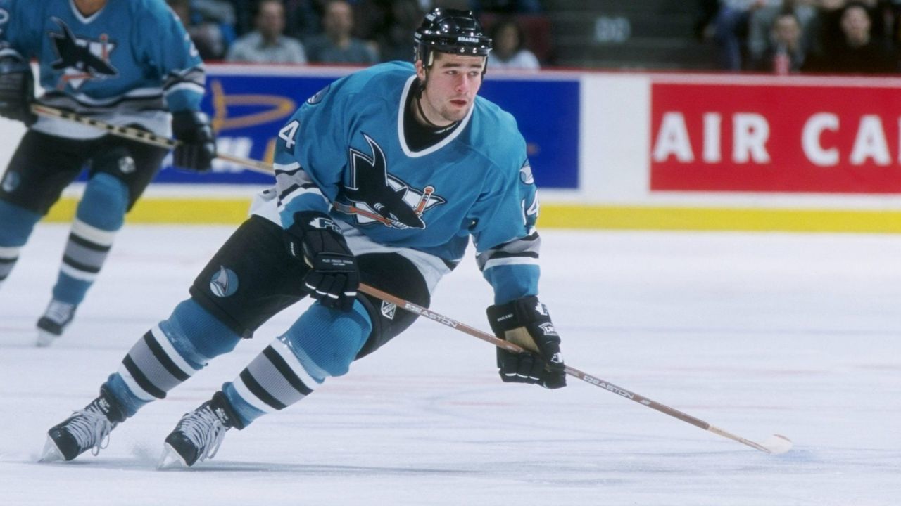 24 Nov 1997: Patrick Marleau #14 of the San Jose Sharks in action during the Shark 2-2 tie with the Montreal Canadiens at the Molson Center in Montreal, Canada. Mandatory Credit: Robert Laberge /Allsport