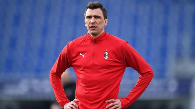 BOLOGNA, ITALY - JANUARY 30: Mario Mandzukic of AC Milan looks on during the Serie A match between Bologna FC and AC Milan at Stadio Renato Dall'Ara on January 30, 2021 in Bologna, Italy.