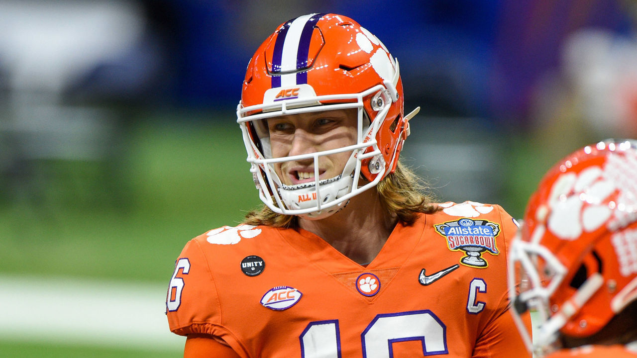 NEW ORLEANS, LA - JANUARY 01: Clemson Tigers quarterback Trevor Lawrence (16) warms up before the Allstate Sugar Bowl College Football Playoff Semifinal between the Ohio State Buckeyes and Clemson Tigers at the Mercedes-Benz Superdome on January 1, 2021 in New Orleans, LA.