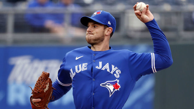 KANSAS CITY, MISSOURI - APRIL 17: Starting pitcher Steven Matz #22 of the Toronto Blue Jays pitches during the 1st inning of the game against the Kansas City Royals at Kauffman Stadium on April 17, 2021 in Kansas City, Missouri.