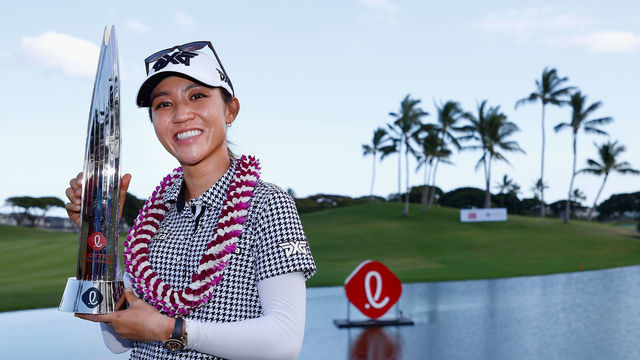 KAPOLEI, HAWAII - APRIL 17: Lydia Ko of New Zealand poses with the trophy after winning the LPGA LOTTE Championship at Kapolei Golf Club on April 17, 2021 in Kapolei, Hawaii.
