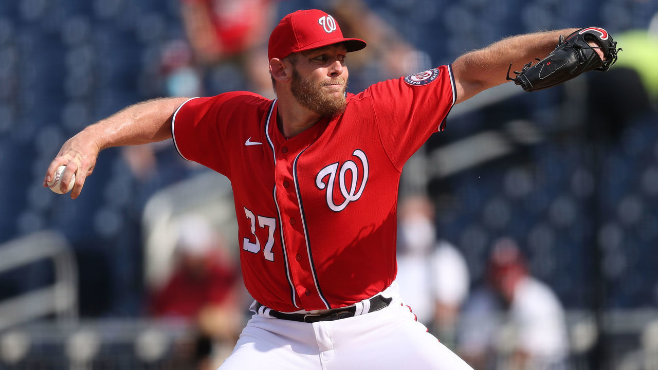 WASHINGTON, DC - APRIL 07: Stephen Strasburg #37 of the Washington Nationals pitches against the Atlanta Braves in game two of a doubleheader at Nationals Park on April 7, 2021 in Washington, DC.