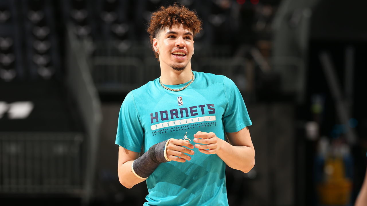 CHARLOTTE, NC - APRIL 11: LaMelo Ball #2 of the Charlotte Hornets smiles before the game against the Atlanta Hawks on April 11, 2021 at Spectrum Center in Charlotte, North Carolina. Mandatory Copyright Notice: Copyright 2021 NBAE