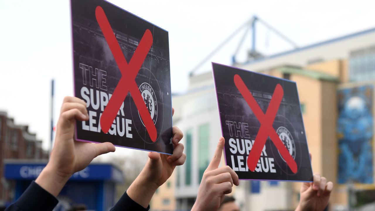 LONDON, ENGLAND - APRIL 20: Chelsea fans protest against the newly proposed European Super League prior to the Premier League match between Chelsea and Brighton & Hove Albion at Stamford Bridge on April 20, 2021 in London, England. Sporting stadiums around the UK remain under strict restrictions due to the Coronavirus Pandemic as Government social distancing laws prohibit fans inside venues resulting in games being played behind closed doors.