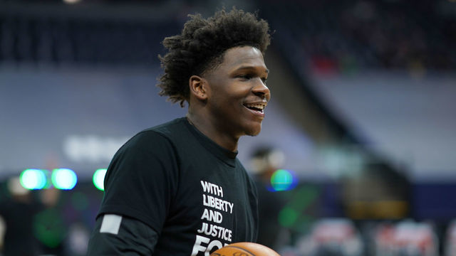 MINNEAPOLIS, MN - APRIL 16: Anthony Edwards #1 of the Minnesota Timberwolves warms up before the game against the Miami Heat on April 16, 2021 at Target Center in Minneapolis, Minnesota. Mandatory Copyright Notice: Copyright 2021 NBAE