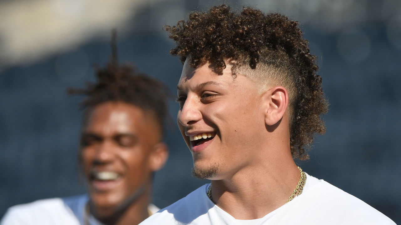 KANSAS CITY, MO - MAY 18: Quarterback Patrick Mahomes of the Kansas City Chiefs watches the Kansas City Royals take batting practice prior to a game against the New York Yankees at Kauffman Stadium on May 18, 2018 in Kansas City, Missouri.