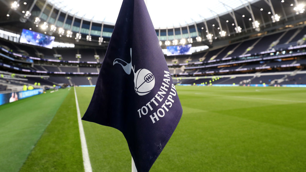 LONDON, ENGLAND - DECEMBER 22: A Tottenham Hotspur corner flag is seen inside the stadium prior to the Premier League match between Tottenham Hotspur and Chelsea FC at Tottenham Hotspur Stadium on December 22, 2019 in London, United Kingdom.