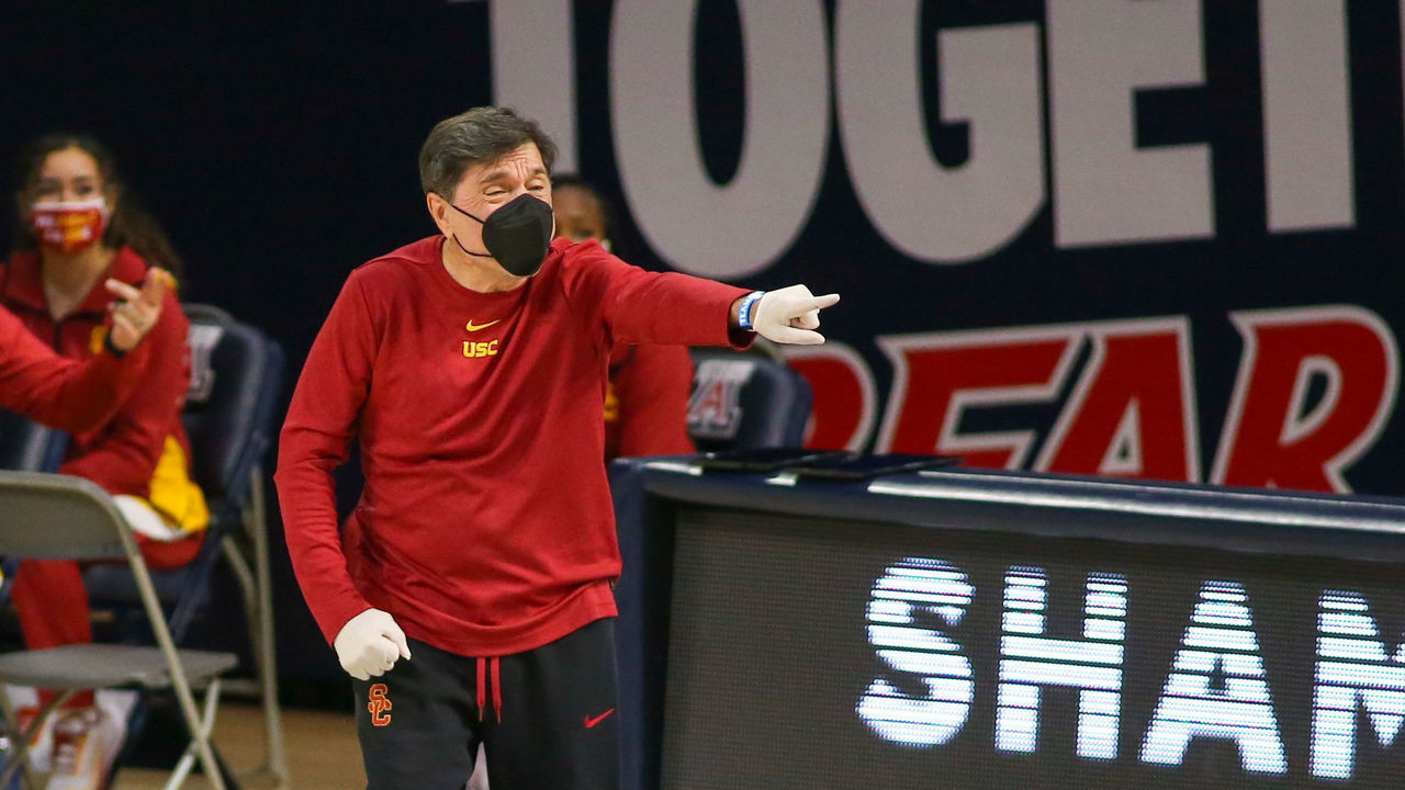 TUCSON, AZ - DECEMBER 06: USC Trojans head coach Mark Trakh yells at his team during a college women's basketball game between the USC Trojans and the Arizona Wildcats on December 06, 2020, at McKale Center in Tucson, AZ.