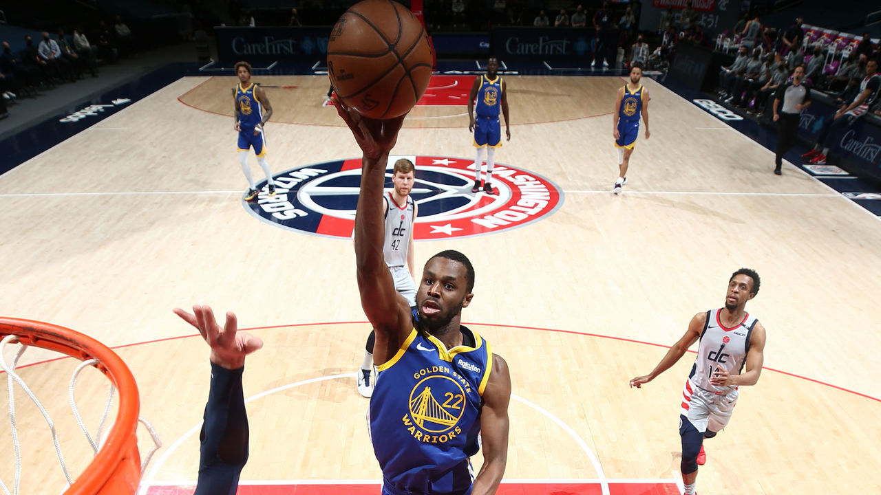 WASHINGTON, DC - APRIL 21: Andrew Wiggins #22 of the Golden State Warriors shoots the ball during the game against the Washington Wizards on April 21, 2021 at Capital One Arena in Washington, DC. Mandatory Copyright Notice: Copyright 2021 NBAE