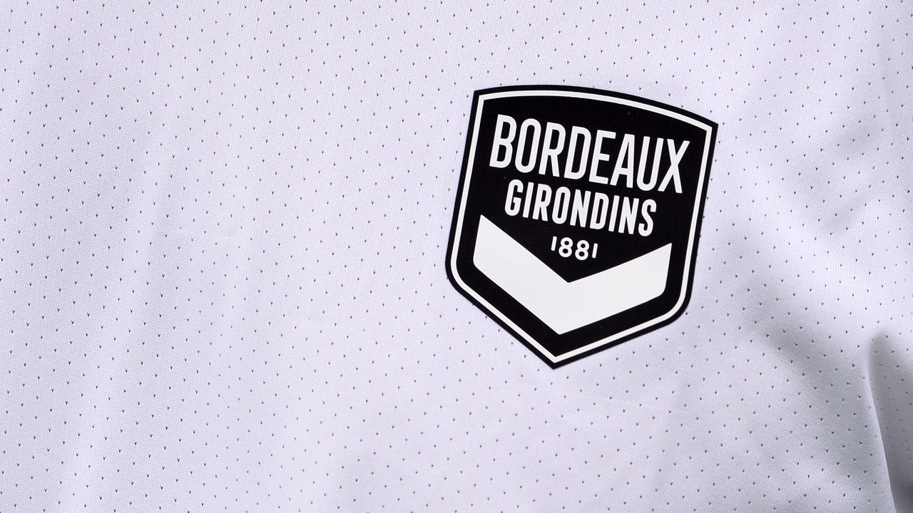 Les propriétaires de bataille de survie du club français de Bordeaux tirent la prise