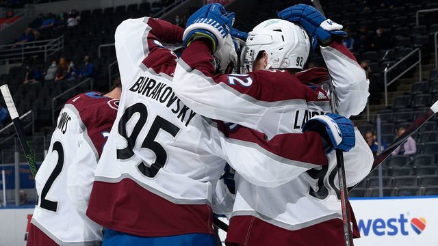 ST. LOUIS, MO - APRIL 22: Andre Burakovsky #95 of the Colorado Avalanche is congratulated after scoring a goal against the St. Louis Blues on April 22, 2021 at the Enterprise Center in St. Louis, Missouri.