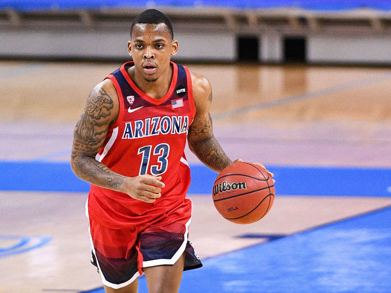 Arizona transfer James Akinjo commits to Baylor | theScore.com