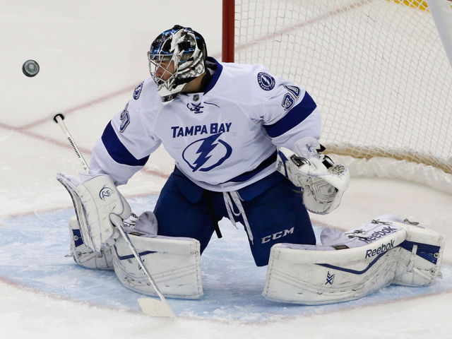 VIDEO: Bishop shuts down Canadiens with outstanding glove save