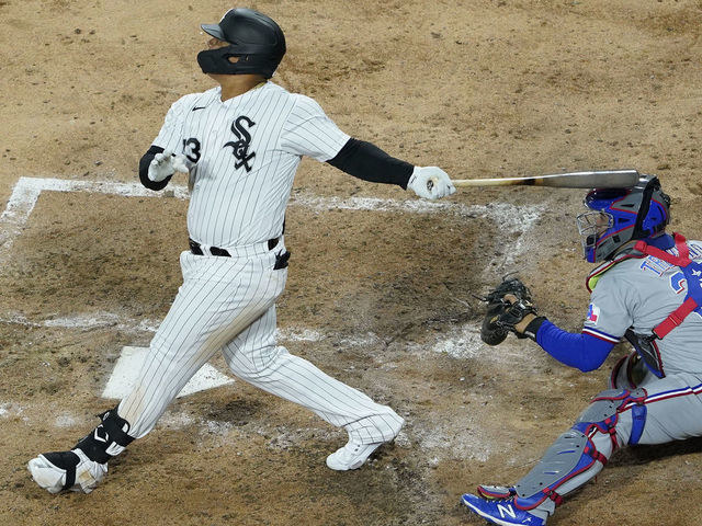 Madrigal drives in winning run as White Sox beat Rangers 2-1