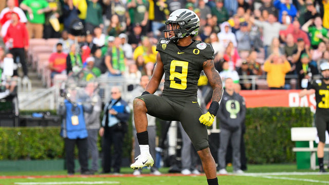 PASADENA, CA - JANUARY 01: Oregon Ducks (8) Jevon Holland (S) celebrates during the Rose Bowl game between the Wisconsin Badgers and the Oregon Ducks on January 1, 2020 at the Rose Bowl in Pasadena, CA.