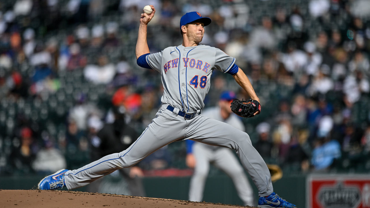 DENVER, CO - APRIL 17: New York Mets starting pitcher Jacob deGrom (48) pitches against the Colorado Rockies during a game one of a doubleheader between the Colorado Rockies and the New York Mets at Coors Field in Denver, Colorado on April 17, 2021.