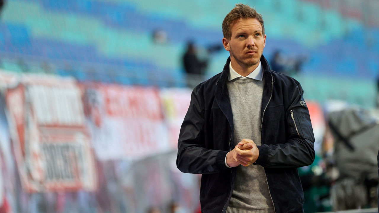03 April 2021, Saxony, Leipzig: Football: Bundesliga, RB Leipzig - Bayern Munich, Matchday 27 at Red Bull Arena. Leipzig coach Julian Nagelsmann before the match. IMPORTANT NOTE: In accordance with the regulations of the DFL Deutsche Fußball Liga and the DFB Deutscher Fußball-Bund, it is prohibited to use or have used photographs taken in the stadium and/or of the match in the form of sequence pictures and/or video-like photo series. Photo: Jan Woitas/dpa-Zentralbild/dpa