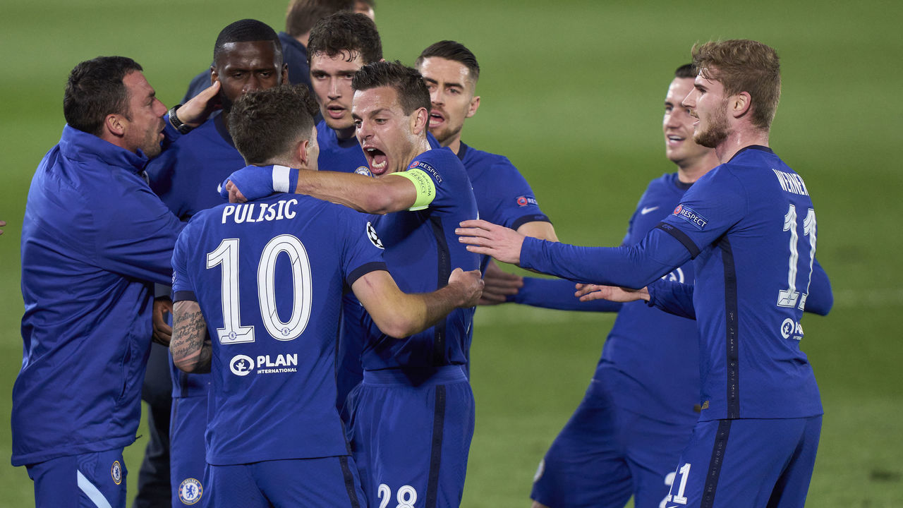 MADRID, SPAIN - APRIL 27: Christian Pulisic of Chelsea FC celebrates after scoring his team's first goal with his teammates during the UEFA Champions League Semi Final First Leg match between Real Madrid and Chelsea FC at Estadio Alfredo Di Stefano on April 27, 2021 in Madrid, Spain. Sporting stadiums around Spain remain under strict restrictions due to the Coronavirus Pandemic as Government social distancing laws prohibit fans inside venues resulting in games being played behind closed doors.