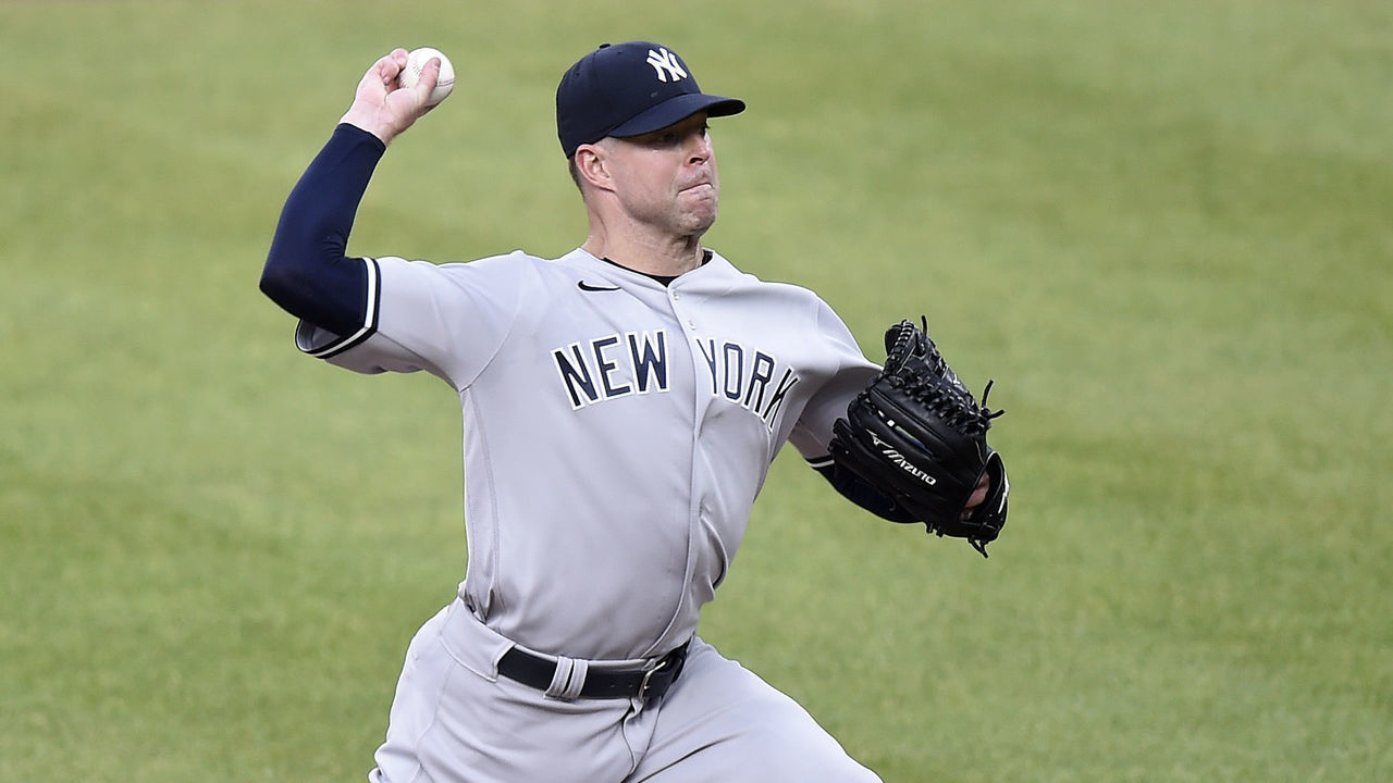 BALTIMORE, MARYLAND - APRIL 27: Corey Kluber #28 of the New York Yankees pitches in the first inning against the Baltimore Orioles at Oriole Park at Camden Yards on April 27, 2021 in Baltimore, Maryland.