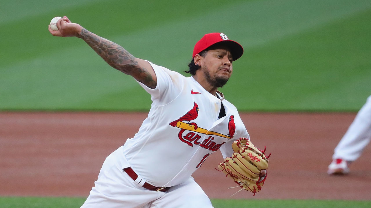 ST LOUIS, MO - APRIL 27: Carlos Martinez #18 of the St. Louis Cardinals delivers a pitch against the Philadelphia Phillies in the first inning at Busch Stadium on April 27, 2021 in St Louis, Missouri.
