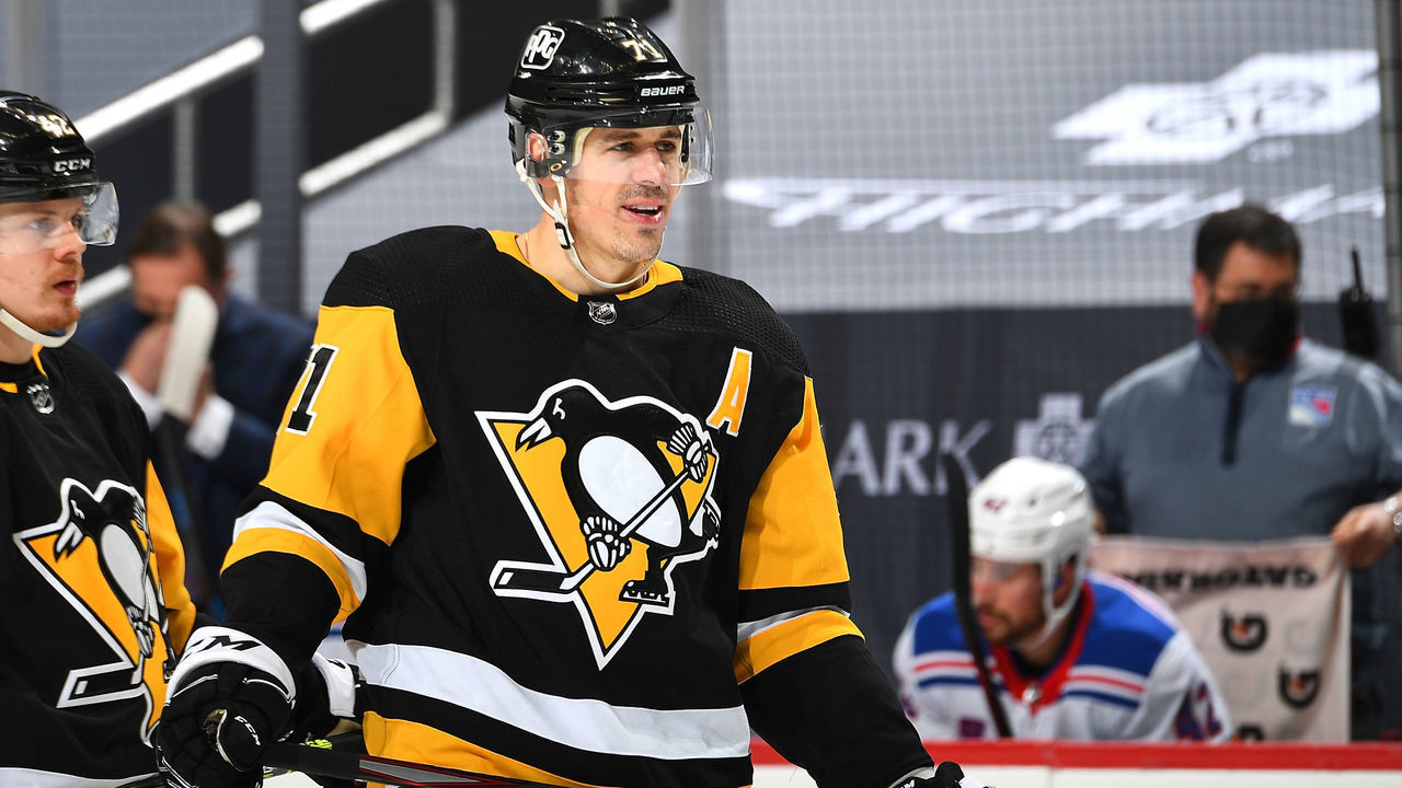 PITTSBURGH, PA - MARCH 07: Evgeni Malkin #71 of the Pittsburgh Penguins skates against the New York Rangers at PPG PAINTS Arena on March 7, 2021 in Pittsburgh, Pennsylvania.