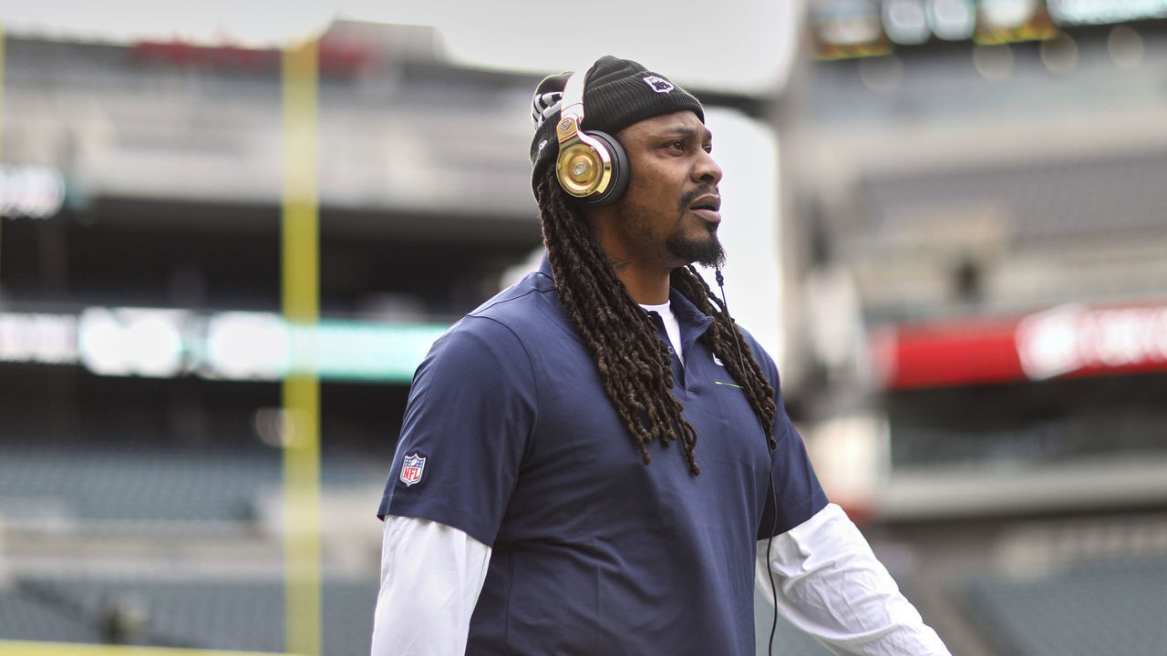 Football: NFC Playoffs: Seattle Seahawks Marshawn Lynch (24) warming up before game vs Philadelphia Eagles at Lincoln Financial Field. Philadelphia, PA 1/5/2020 CREDIT: Rob Tringali (Set Number: X163122 TK1 )