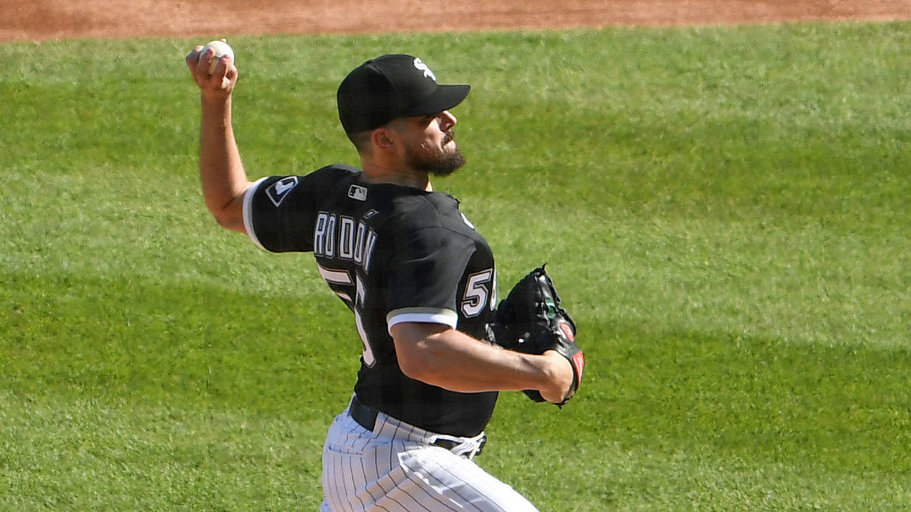 CHICAGO, ILLINOIS - APRIL 29: Carlos Rodon #55 of the Chicago White Sox pitches in the first inning against the Detroit Tigers at Guaranteed Rate Field on April 29, 2021 in Chicago, Illinois.