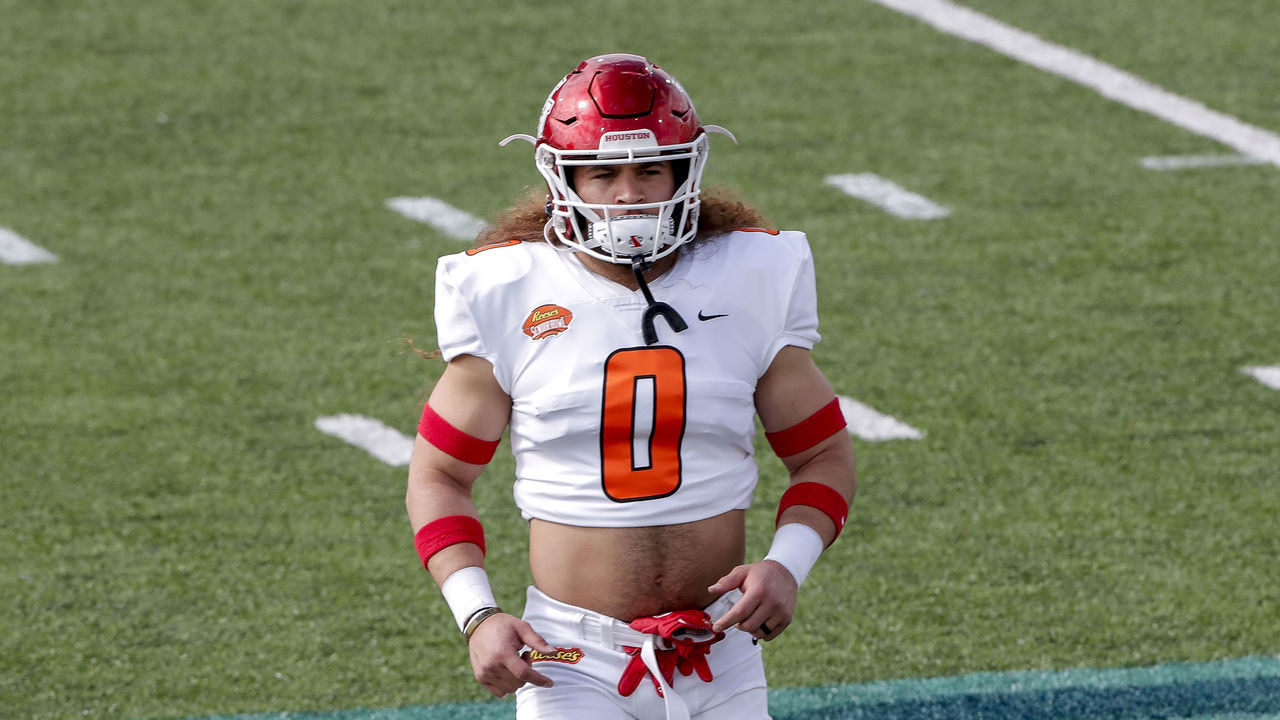 MOBILE, AL - JANUARY 30: Linebacker Grant Stuard #0 from Houston of the American Team warms up before the start of the 2021 Resse's Senior Bowl at Hancock Whitney Stadium on the campus of the University of South Alabama on January 30, 2021 in Mobile, Alabama. The National Team defeated the American Team 27-24.