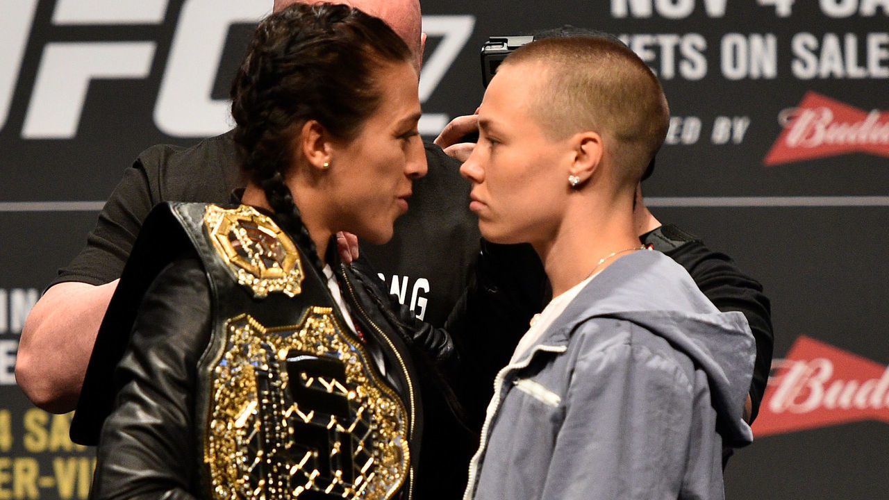 LAS VEGAS, NV - OCTOBER 06: (L-R) Opponents Joanna Jedrzejczyk and Rose Namajunas face off during the UFC 217 news conference inside T-Mobile Arena on October 6, 2017 in Las Vegas, Nevada.