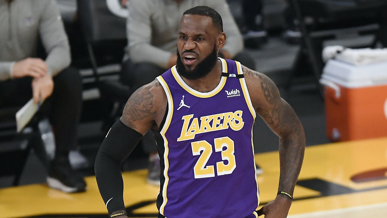 LOS ANGELES, CA - APRIL 30: LeBron James #23 of the Los Angeles Lakers reacts during the first half against the Sacramento Kings at Staples Center on April 30, 2021 in Los Angeles, California.