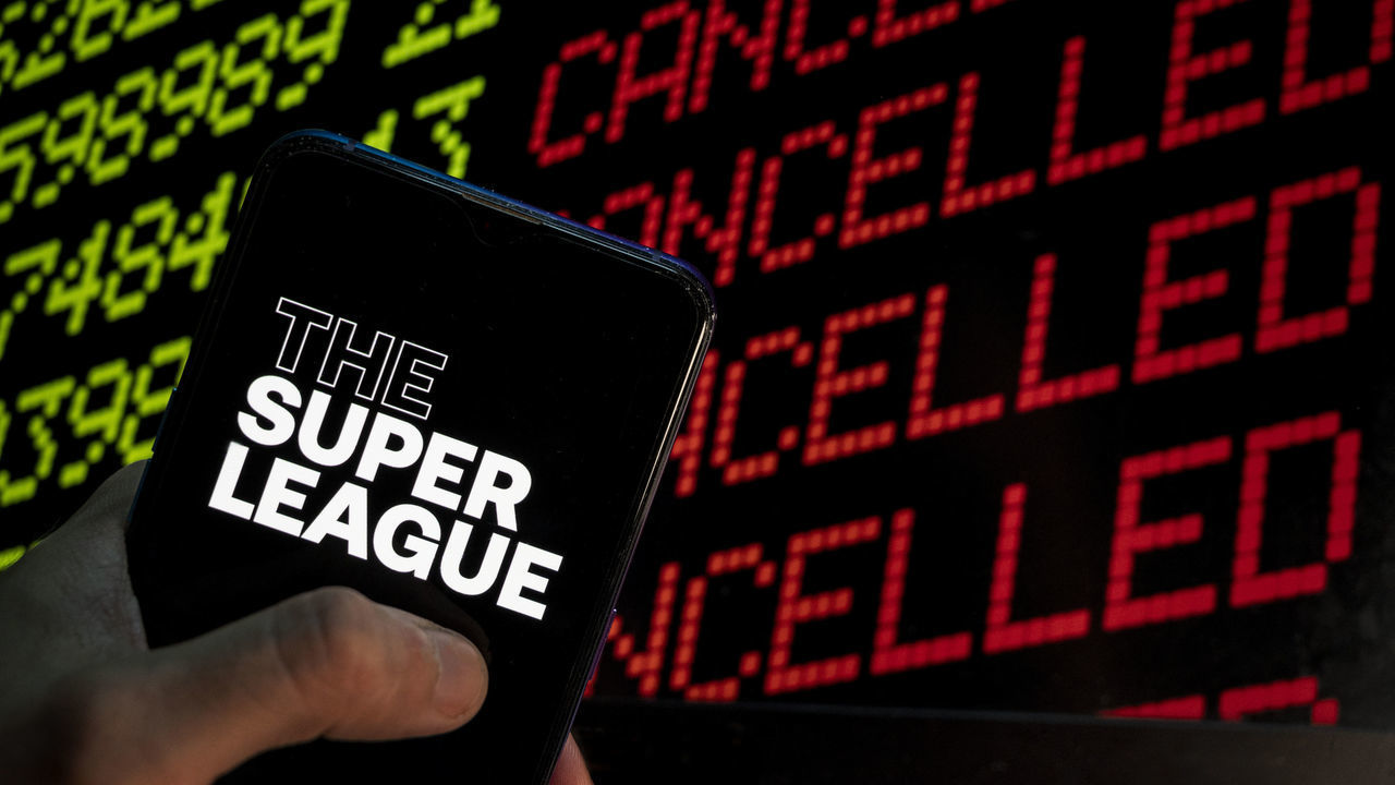 CHINA - 2021/04/24: In this photo illustration the Super League, commonly referred to as the European Super League (ESL) competition logo is seen on an Android mobile device with a computer key which says cancel and cancelled. (Photo Illustration by Budrul Chukrut/SOPA Images/LightRocket via Getty Images)